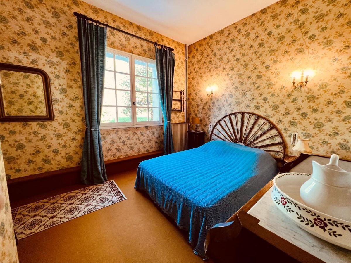 Maison Lomprere Bed and Breakfast Fichous-Riumayou Buitenkant foto